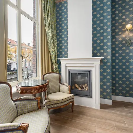 Canal Hotel Bruges