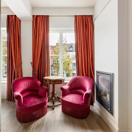 Canal Hotel 4*